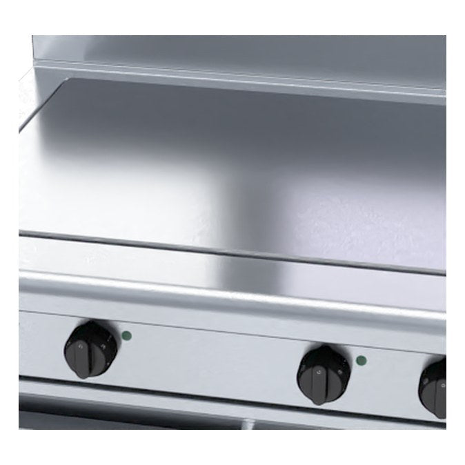 Waldorf 800 Series 900mm Electric Solid Top - Refrigerated Base - RN8104E-RB