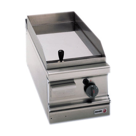 Fagor 700 Series LPG Chrome 1 Zone Fry Top with Thermostatic Control - FTG-C7-05LLPG