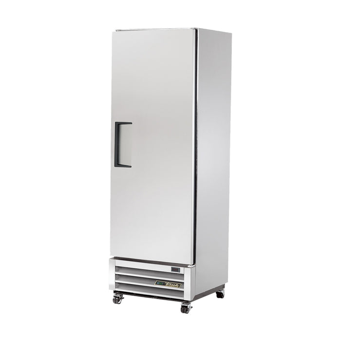 True Refrigeration Slimline Upright Foodservice Refrigerator - 1 Full Solid Swing Door - T-15-HC