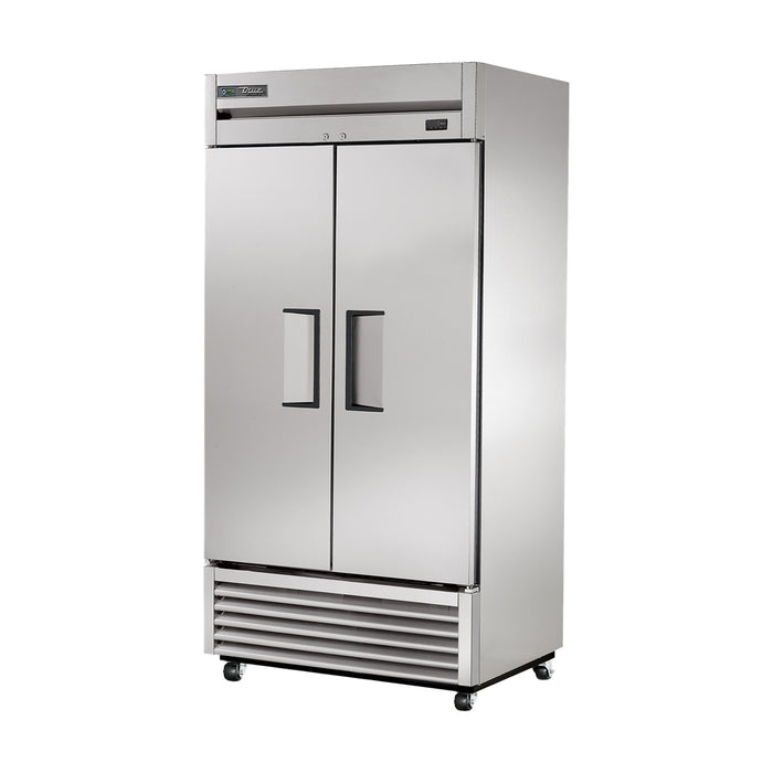 True Refrigeration Upright Foodservice Refrigerator - 2 Full Solid Swing Doors - T-35-HC